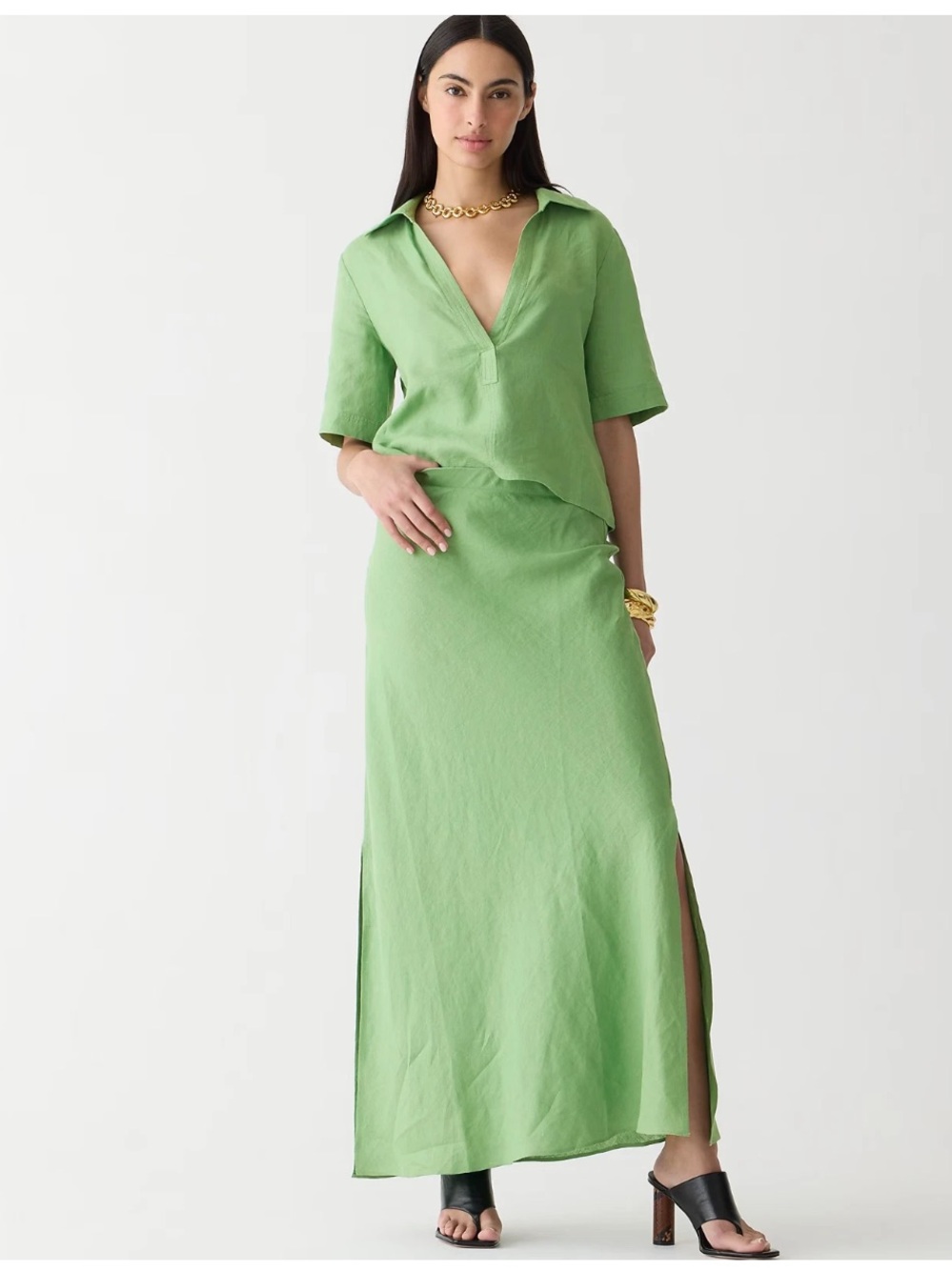 J. Crew Emerald Green Maxi Skirt with Side Slit. Size S. Style BY899
